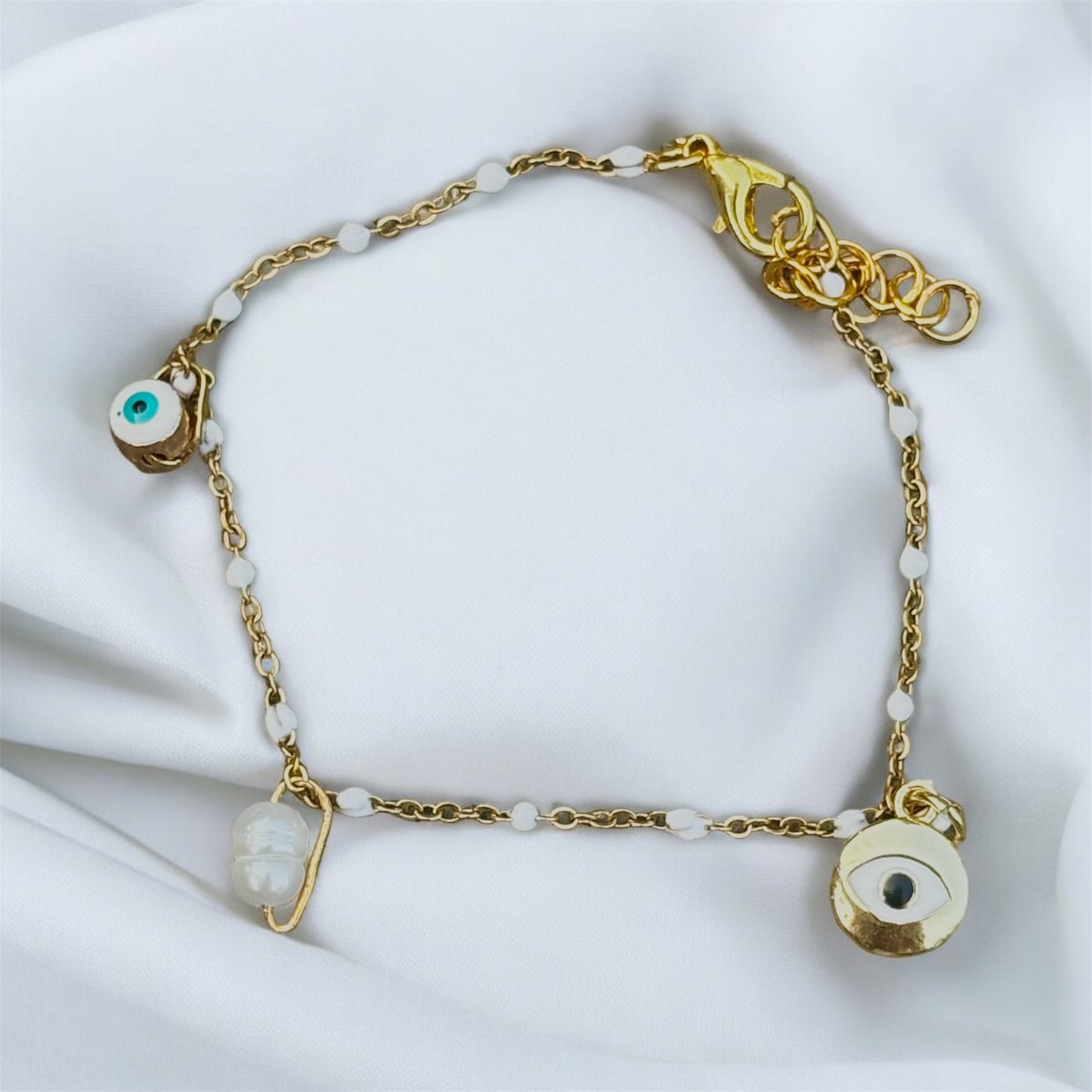 Eye love pearls charm bracelet