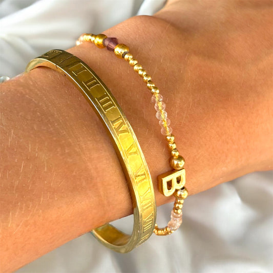 Dainty Initial bracelet
