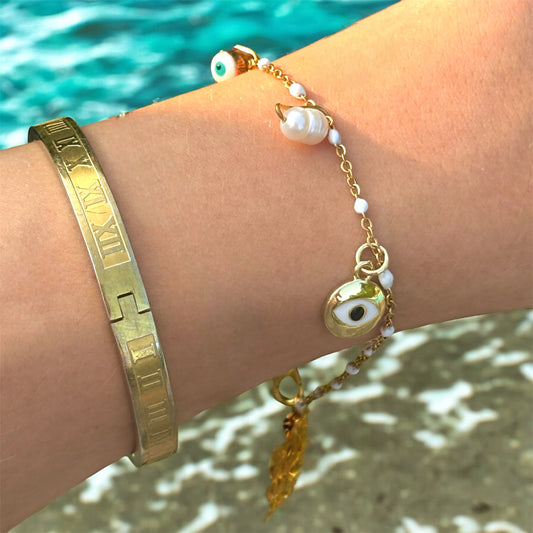 Eye love pearls charm bracelet