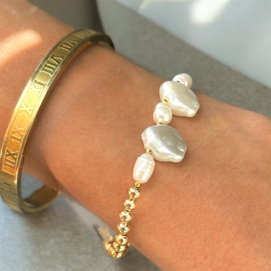 Mother of pearl bracelet